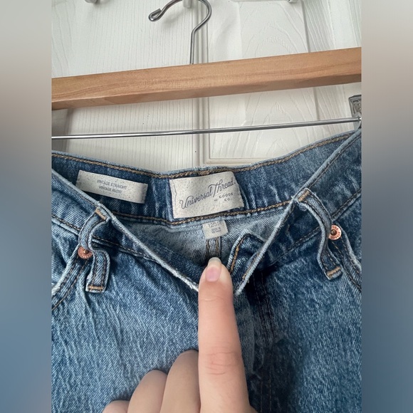 Vintage Style High Rise Jeans - Picture 3 of 3